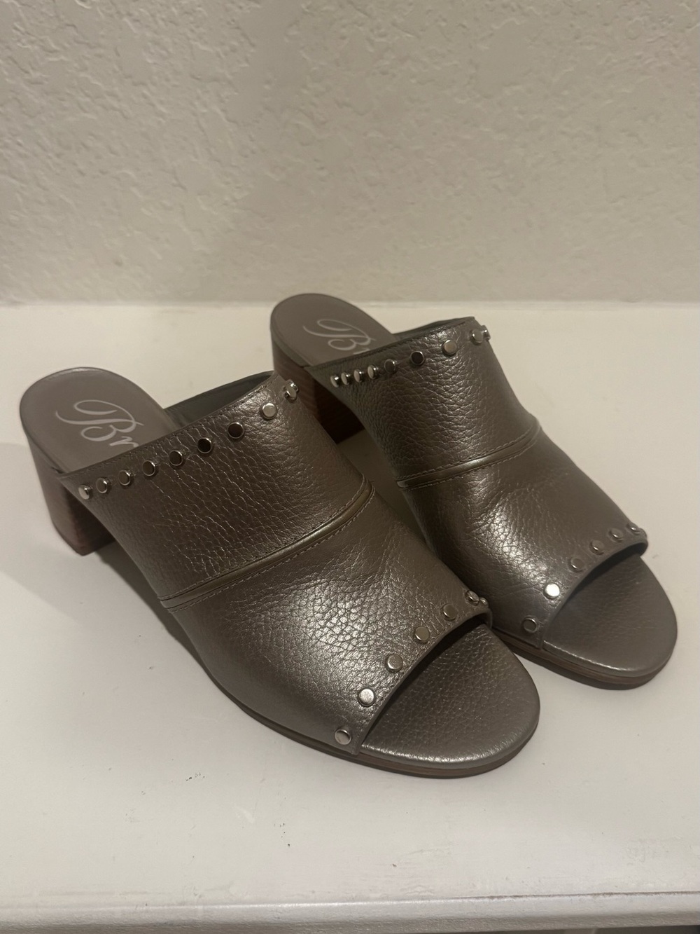 Women’s Metallic Gray Open-Toe Studded Mule
